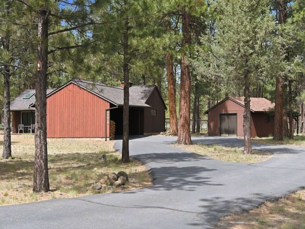 68978 Graham Court, Sisters, OR 97759