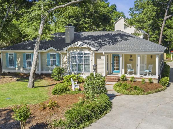 417 Holly Street, Emerald Isle, NC 28594