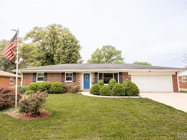 111 Marilyn Avenue , Belleville, IL 62226