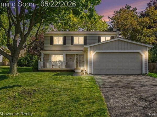 40652 Village Wood Road , Novi, MI 48375