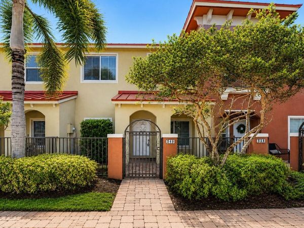 340 Lake Monterey Circle, Boynton Beach, FL 33426