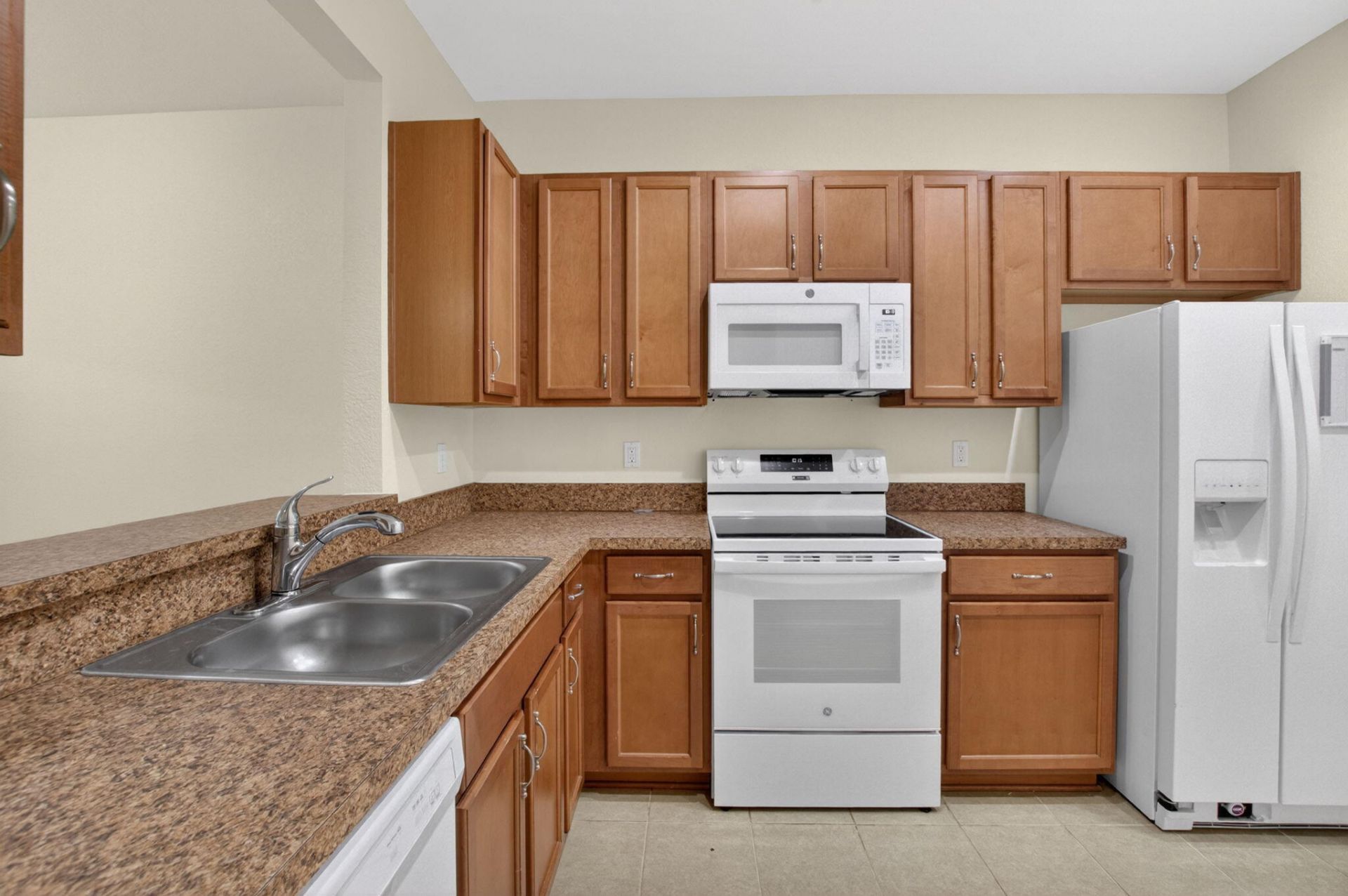 340 Lake Monterey Circle, Boynton Beach, FL 33426 Photo