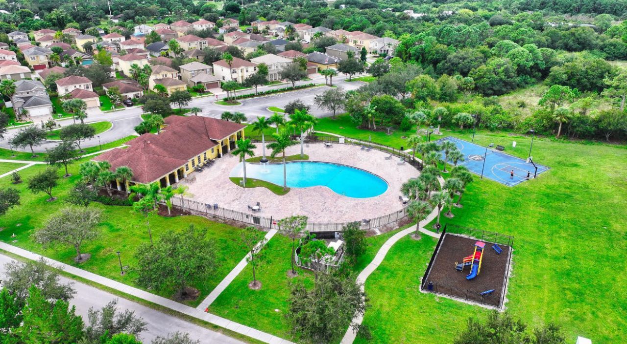 9322 Breakers Row, Fort Pierce, FL 34945 Photo