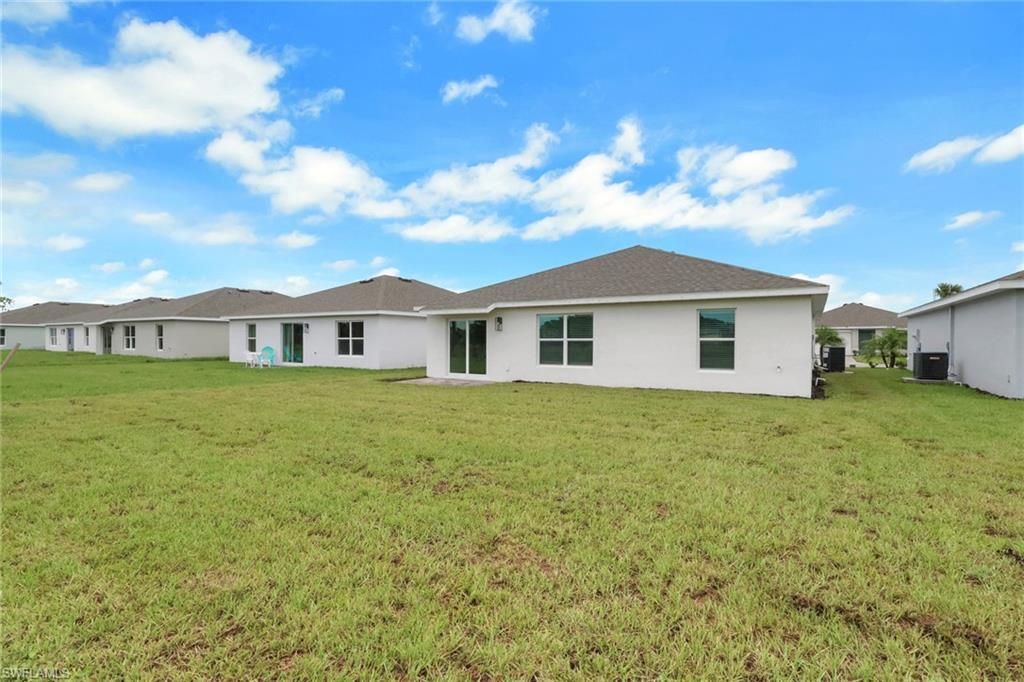 532 Ilaria Ct, Lehigh Acres, FL 33936 Photo