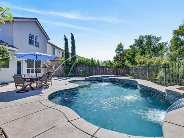 1525 Rainbow Trout St, Roseville, CA 95747