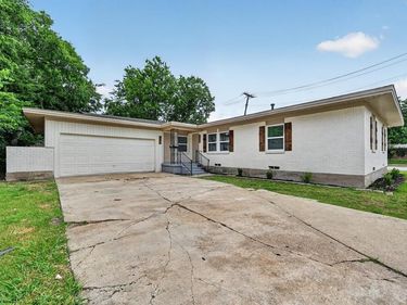 10402-10404 Joaquin Drive, Dallas, TX 75228