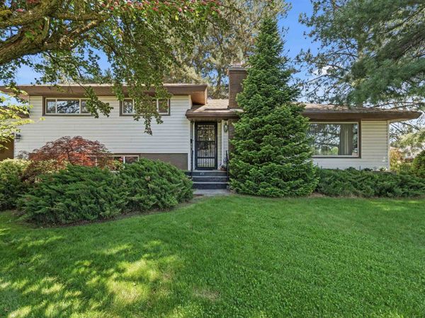 6712 N Fleming St, Spokane, WA 99208