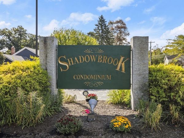 15 Shadowbrook Lane, Unit 28, Milford, MA 01757