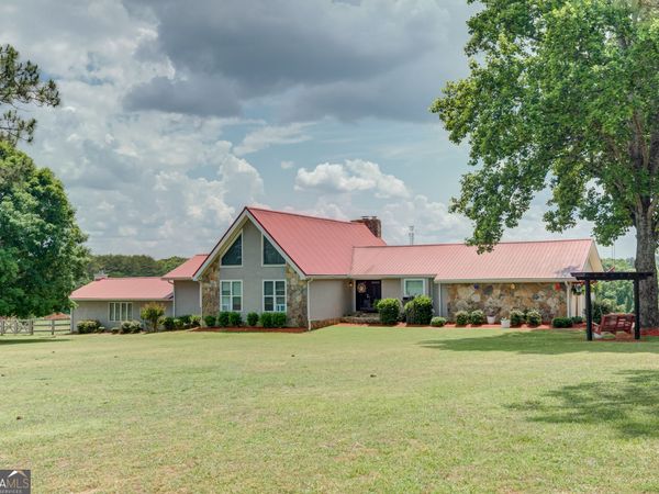 335 Old Farm Road, Fayetteville, GA 30215