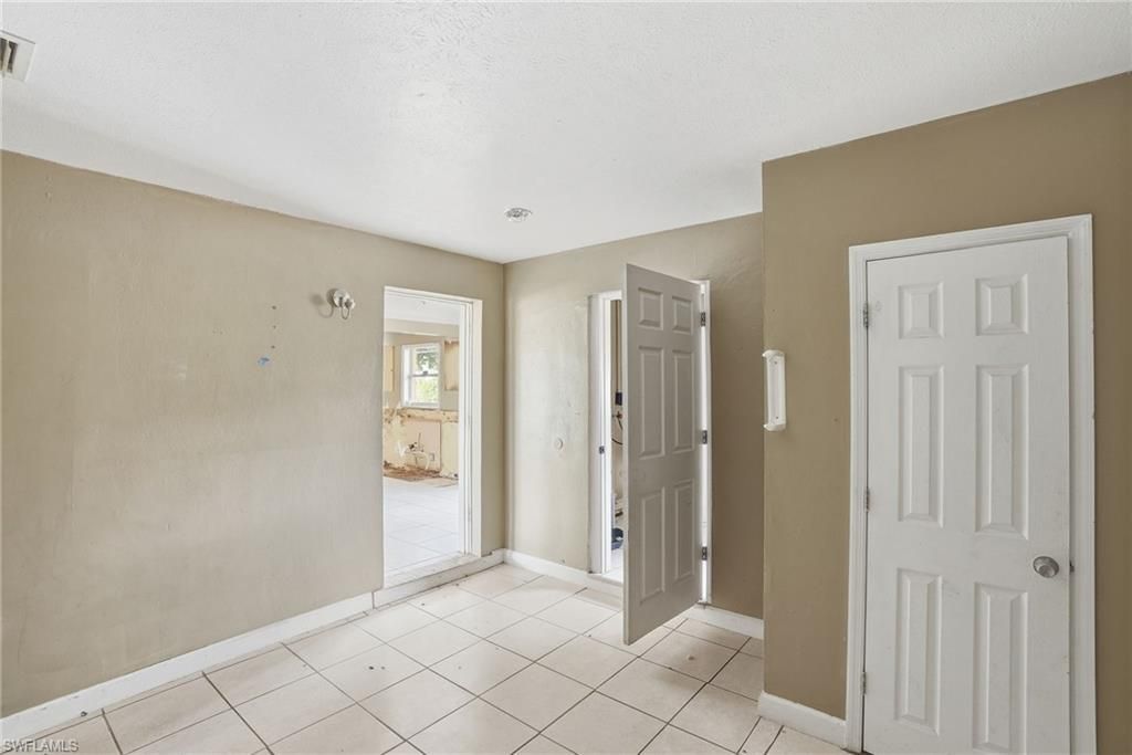 1507 Bert Dr, Fort Myers, FL 33916 Photo