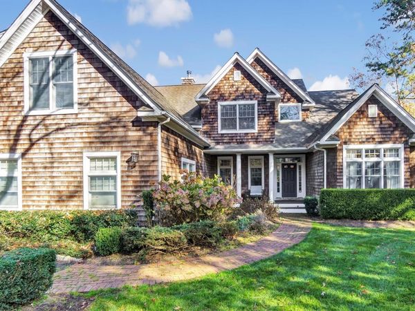 38 Bridle Path , Westhampton Beach, NY 11978