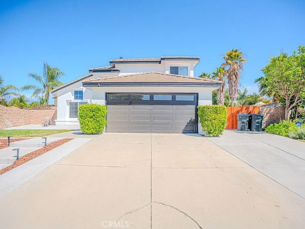 810 Coramdeo Court, Hemet, CA 92543