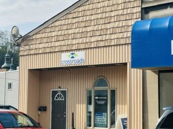 422 Ford St, Ford City, PA 16226