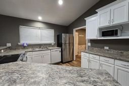 5177 Berkeley Ct. photo 4