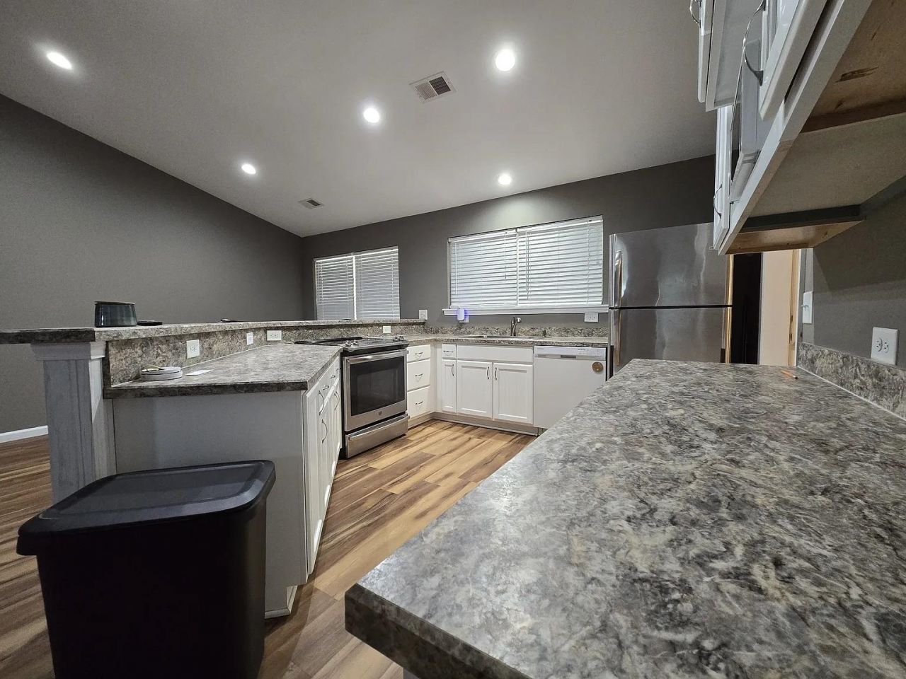 5177 Berkeley Ct. Photo 5