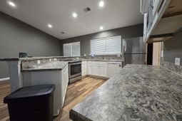 5177 Berkeley Ct. photo 4