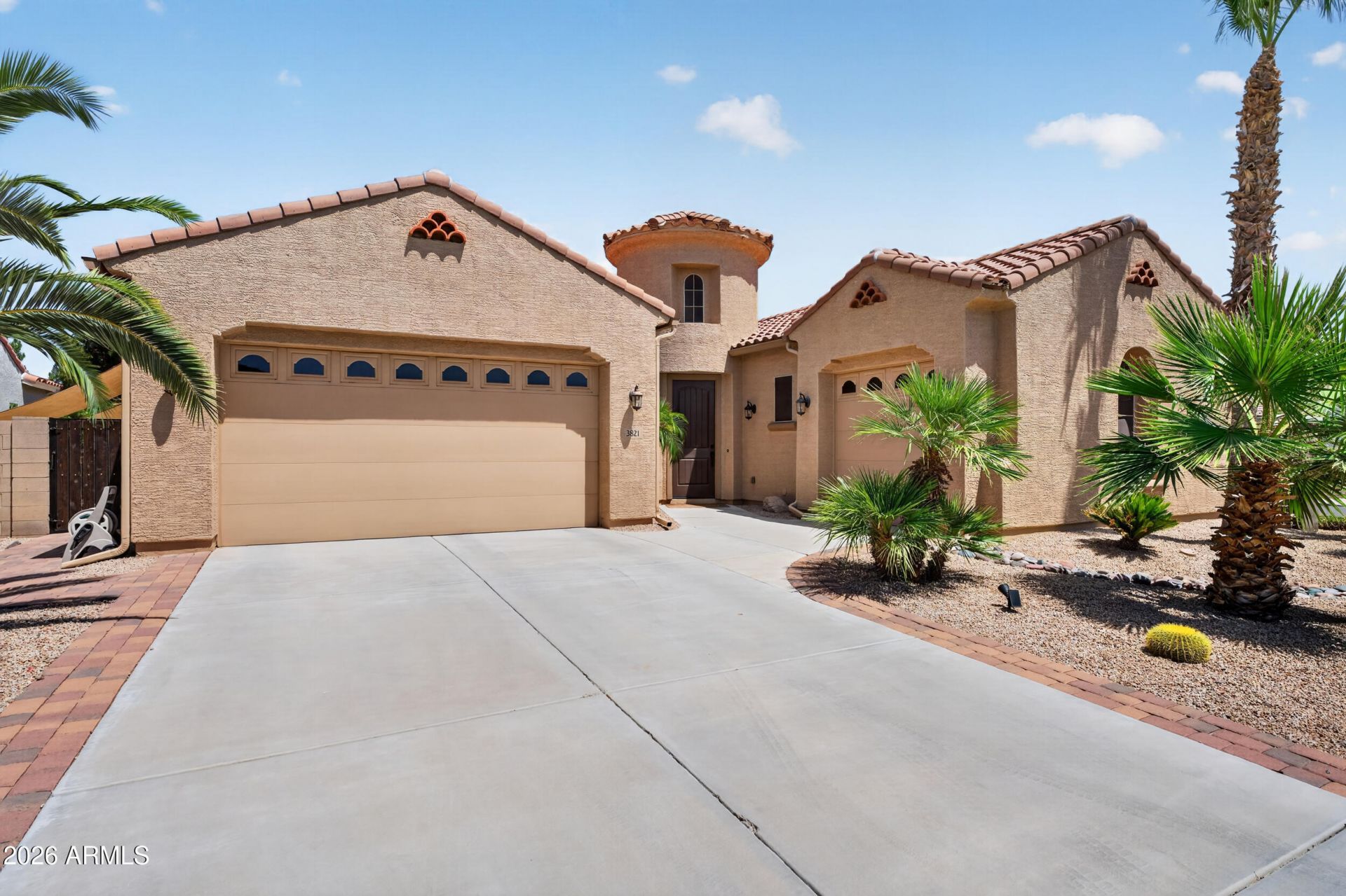 3821 S Lindl Drive, Chandler, AZ 85286 Main Photo