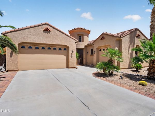 3821 S LINDL Drive, Chandler, AZ 85286