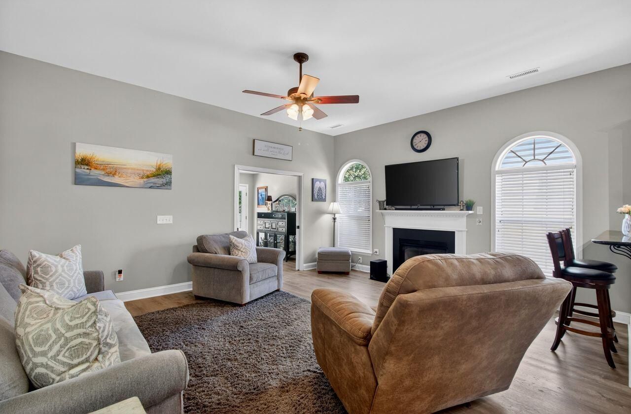 116 Summer Trace Drive Photo 8