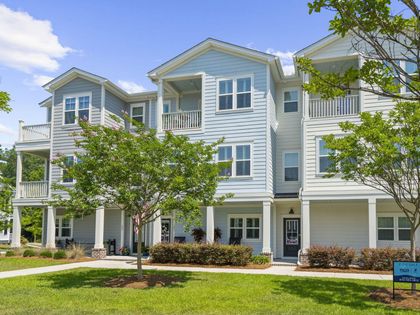 641 N Laurel Street Summerville, SC 29483