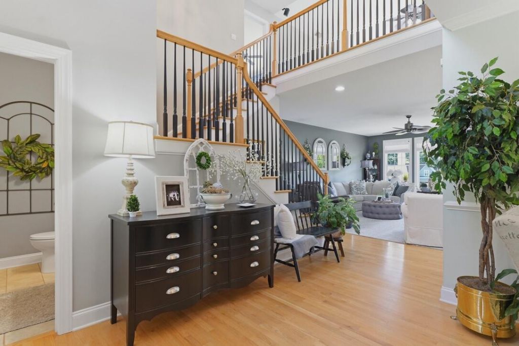 216 Summer Breeze Way Photo 15