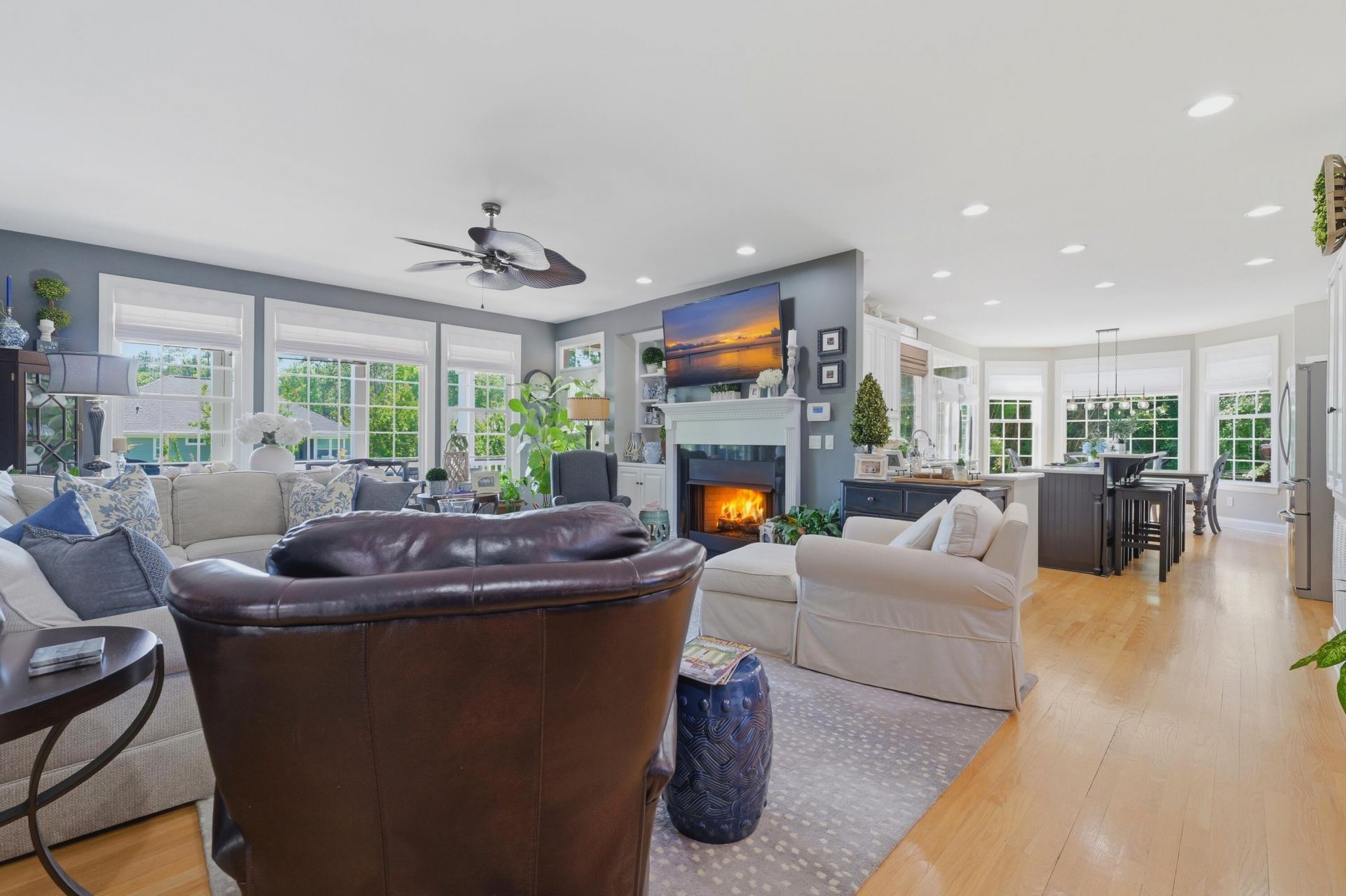 216 Summer Breeze Way Photo 16
