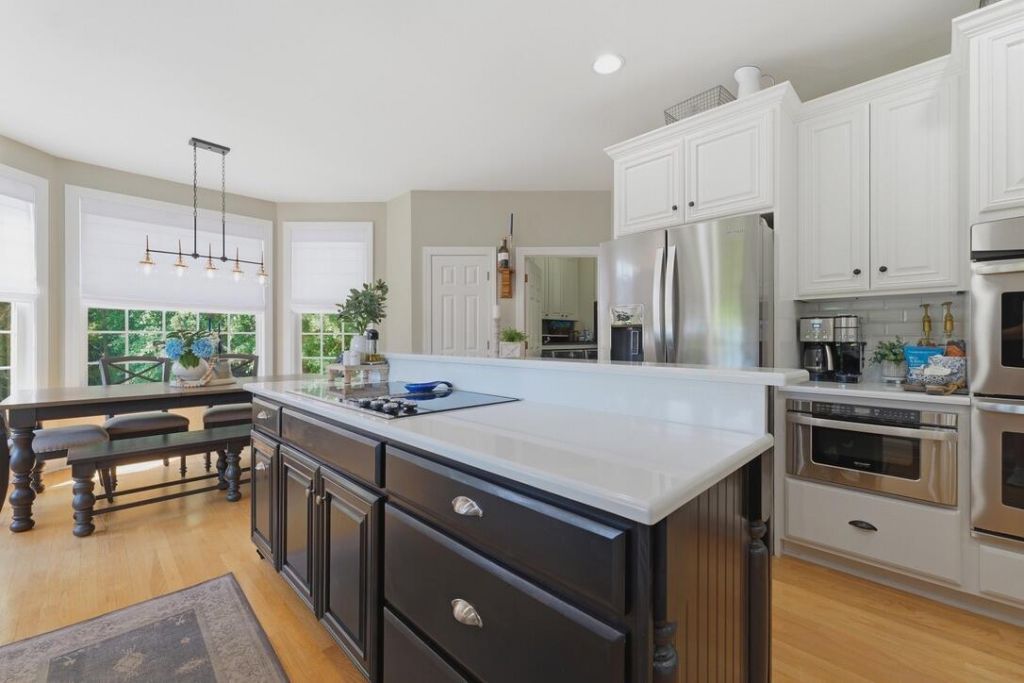 216 Summer Breeze Way Photo 23