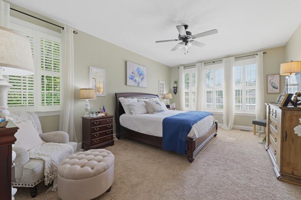 216 Summer Breeze Way Photo 28