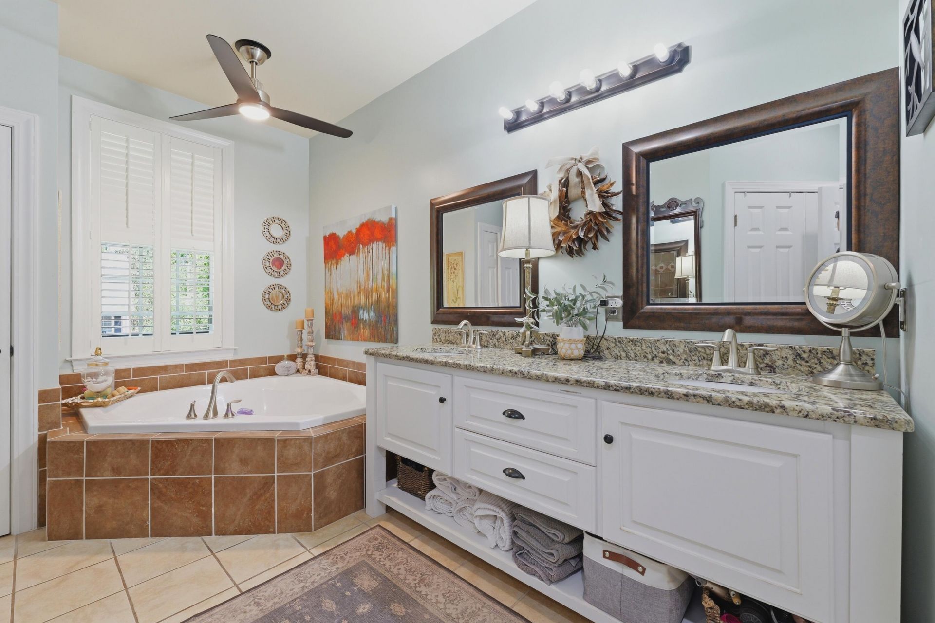 216 Summer Breeze Way Photo 31