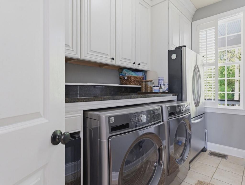 216 Summer Breeze Way Photo 32