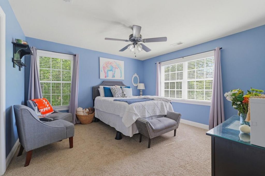 216 Summer Breeze Way Photo 37