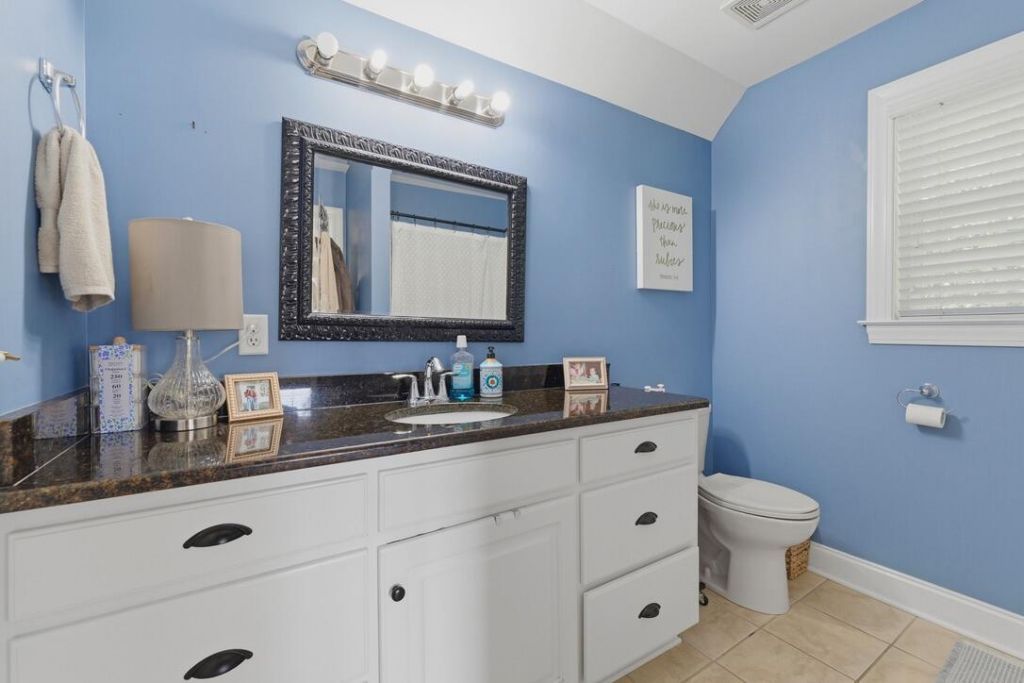 216 Summer Breeze Way Photo 38