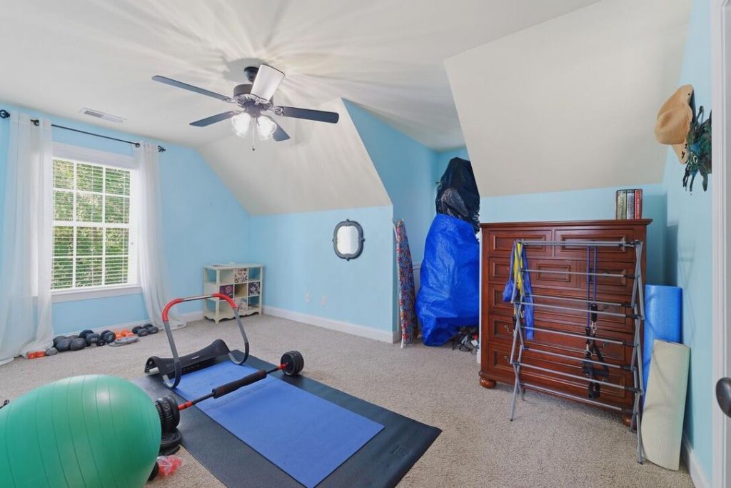 216 Summer Breeze Way Photo 39