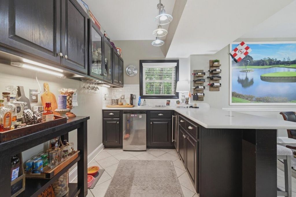 216 Summer Breeze Way Photo 42