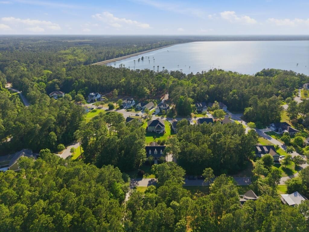 216 Summer Breeze Way Photo 64