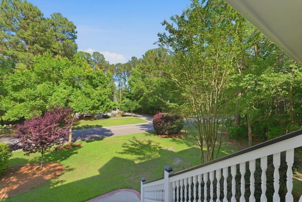 216 Summer Breeze Way Photo 8