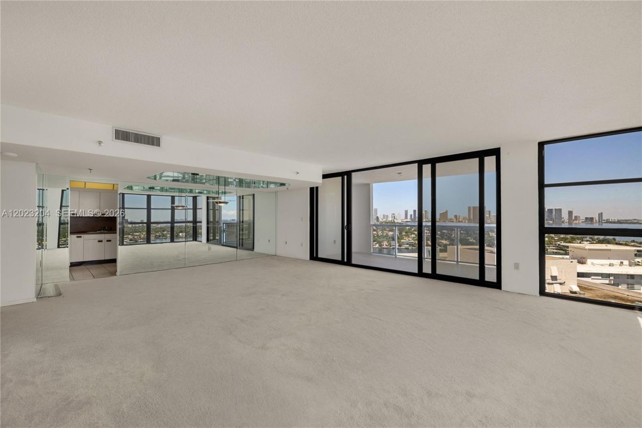 9 Island Ave, Unit 2115, Miami Beach, FL 33139 Photo