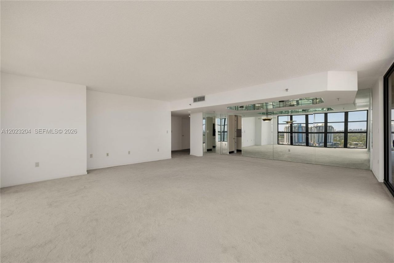 9 Island Ave, Unit 2115, Miami Beach, FL 33139 Photo