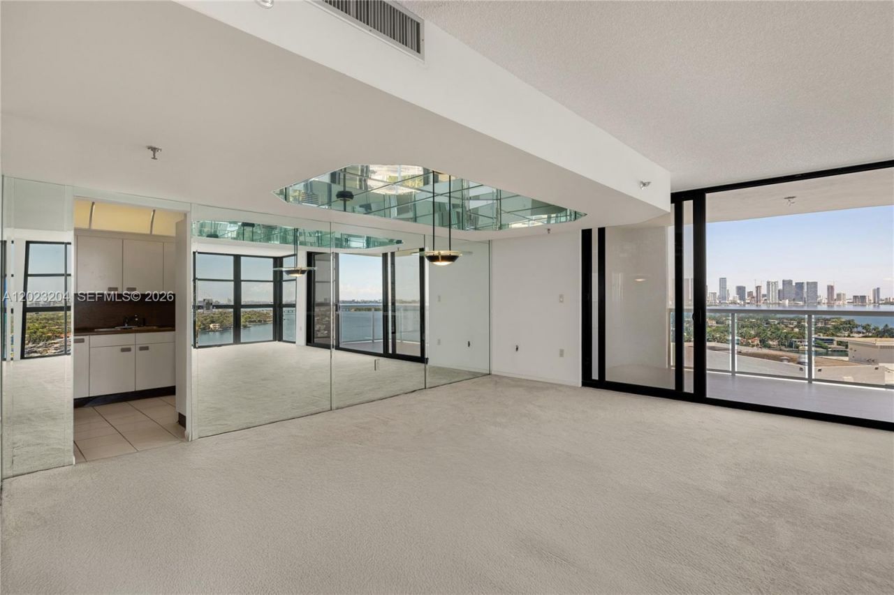 9 Island Ave, Unit 2115, Miami Beach, FL 33139 Photo