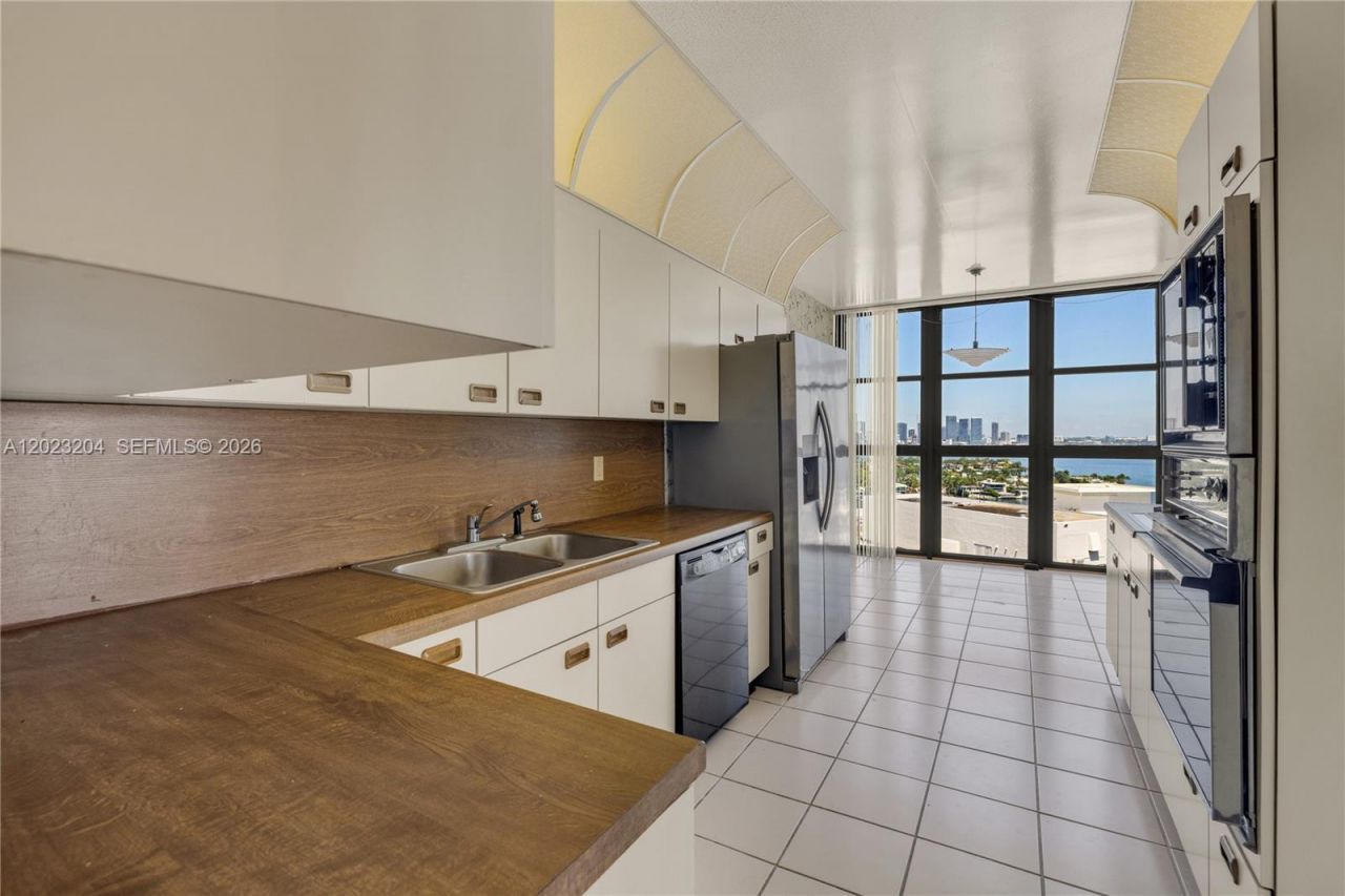 9 Island Ave, Unit 2115, Miami Beach, FL 33139 Photo