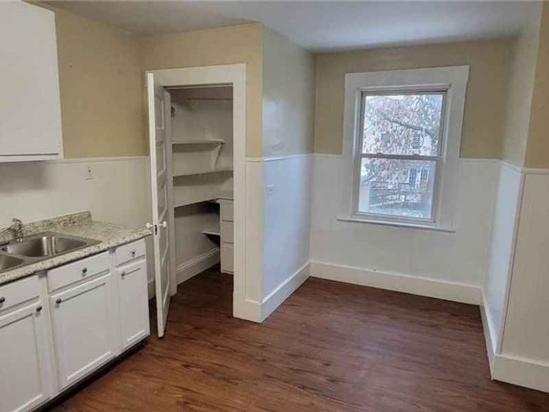 2314 Henninger Road, Cleveland, OH 44109 Photo 13