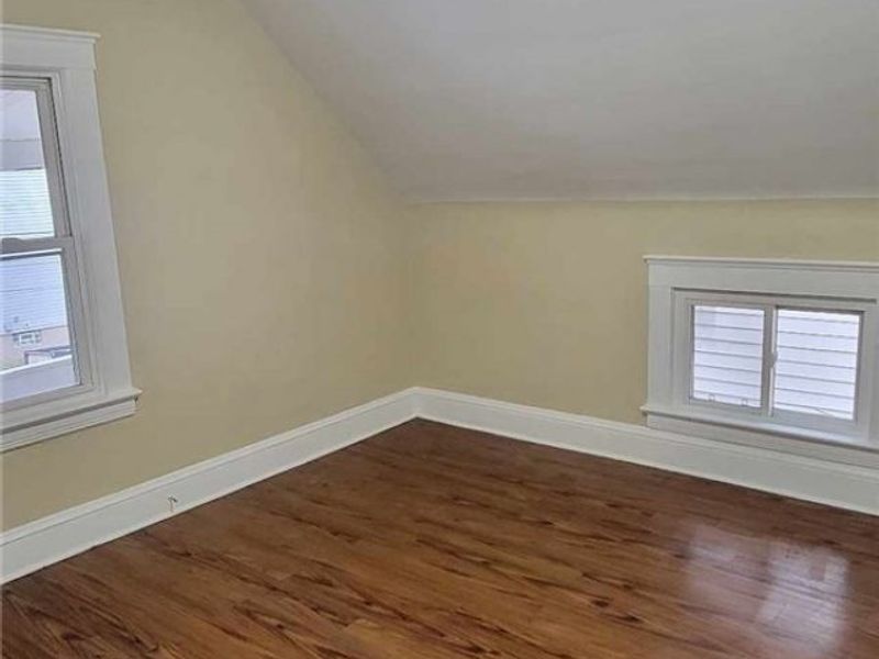 2314 Henninger Road, Cleveland, OH 44109 Photo 15