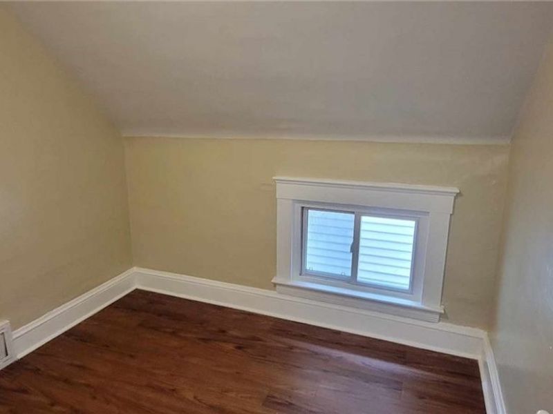 2314 Henninger Road, Cleveland, OH 44109 Photo 19