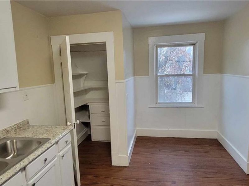 2314 Henninger Road, Cleveland, OH 44109 Photo 23