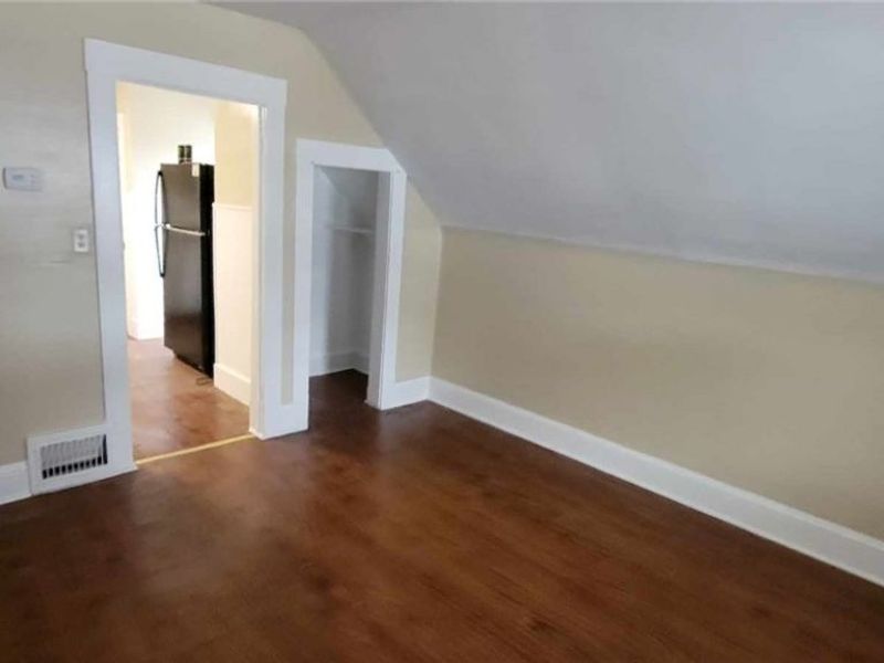 2314 Henninger Road, Cleveland, OH 44109 Photo 25