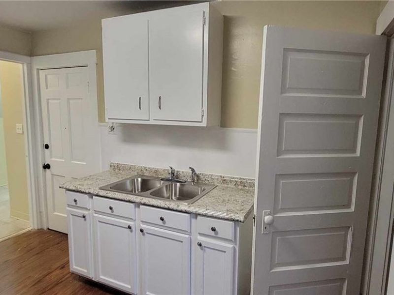 2314 Henninger Road, Cleveland, OH 44109 Photo 27