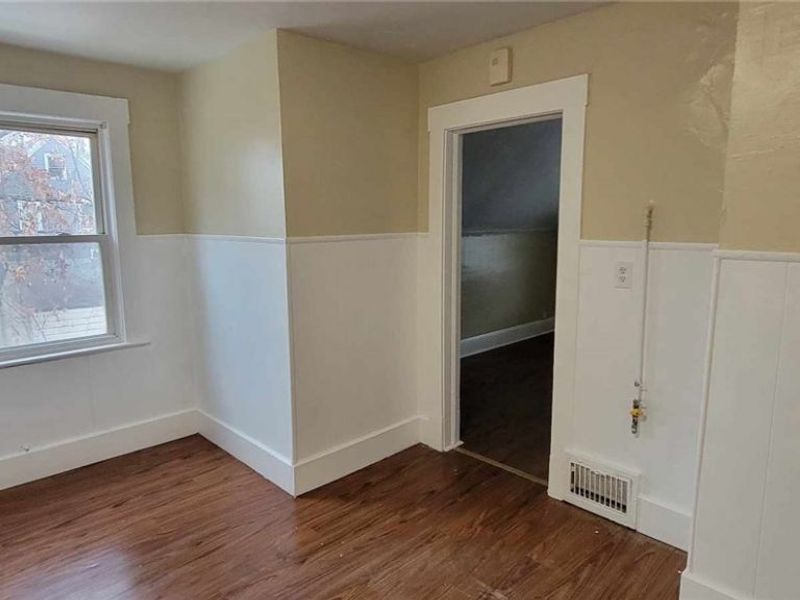 2314 Henninger Road, Cleveland, OH 44109 Photo 30