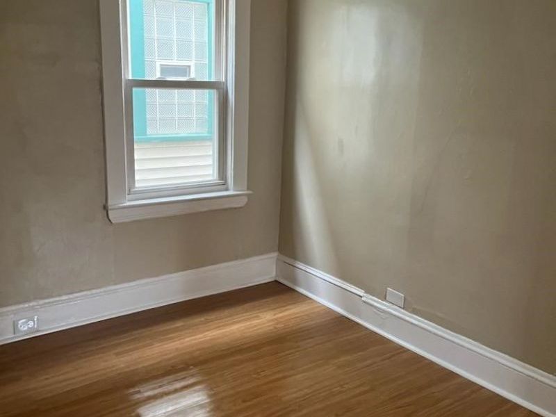 2314 Henninger Road, Cleveland, OH 44109 Photo 8