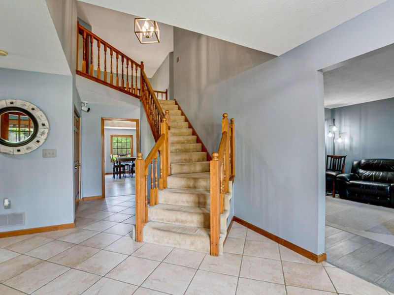 120 Deer Trail Drive, Springboro, OH 45066 Photo 6