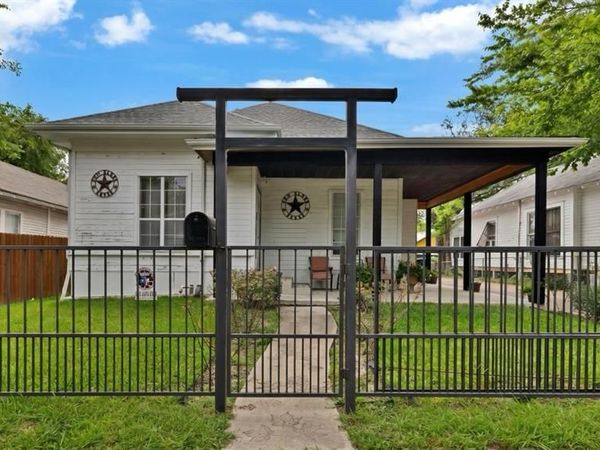 1811 Wesley Street, Greenville, TX 75401